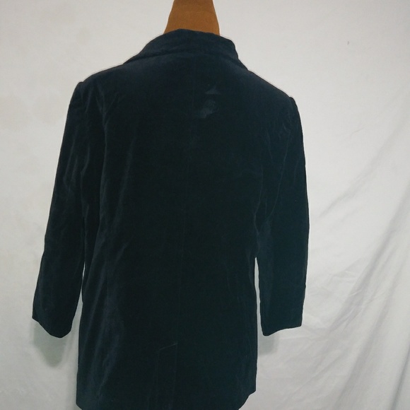 Dress Barn L Black Velvet 3/4 Sleeved Blazer Jacket Funeral - Picture 4 of 5